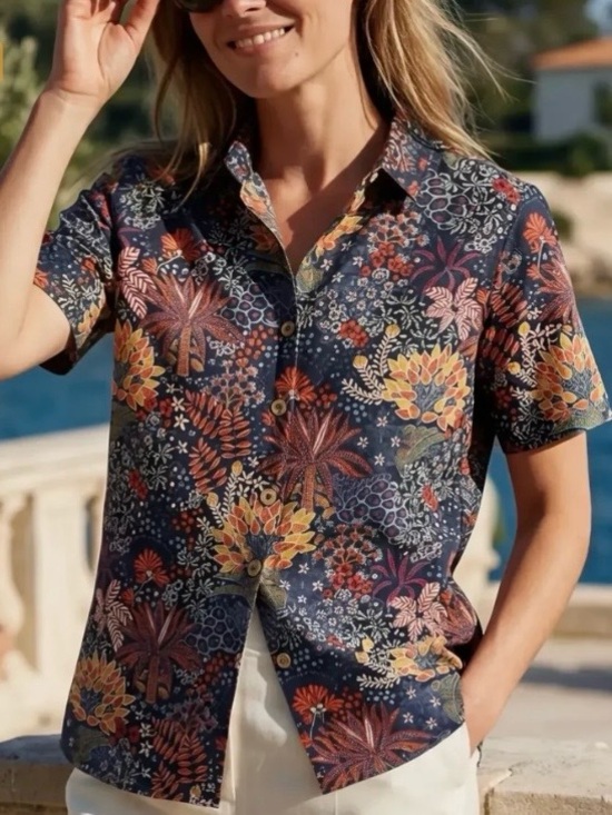 Yiume Tops - Yiume floral short sleeve Hawaiian navy shirt sz M